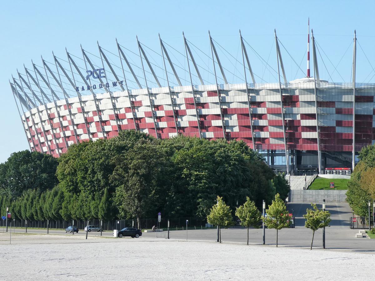 Apartamenty Metro Praga Varşovia Exterior foto