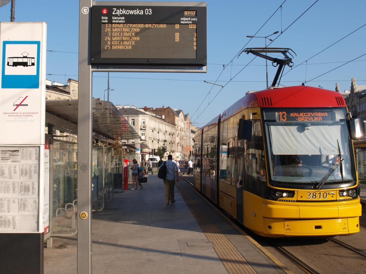Apartamenty Metro Praga Varşovia Exterior foto